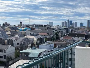 チサンマンション自由が丘【8階】の外観