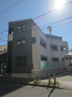 クレドメゾン東神奈川【1階】の外観