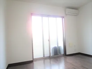 アムールYuki【2階】の居間