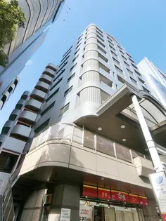 サンタワーズA棟【3階】の外観