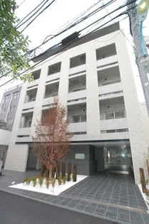 東京都新宿区上落合1【マンション】の外観