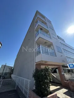 ビーカーサヨコハマヒガシの画像