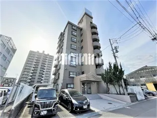 クレストコートの画像