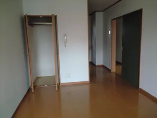 神奈川県横浜市神奈川区入江2【アパート】の外観