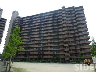 四季彩都いちょう館B棟【3階】の外観