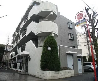 ベルグハイム【1階】の外観