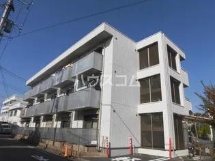 ファミールメゾン【2階】の外観