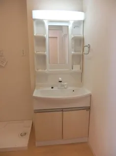 サン・ウィングB【1階】の内装