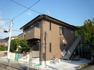 メイプルコート西畑【1階】の外観