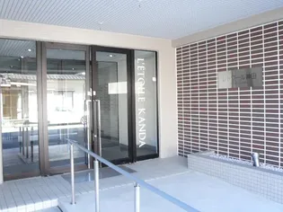 レトワール神田【3階】の地図