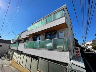 リブ白楽B棟【1階】の外観