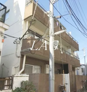 クレドハウス新宿【3階】の外観