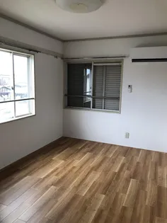 ニコニコハイツ【2階】の居間