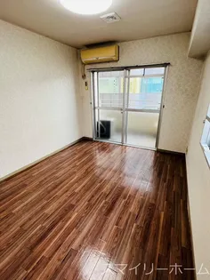 トーカンマンション山下第12【5階】の居間