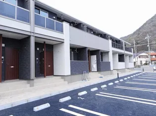 グランドゥール【1階】の外観