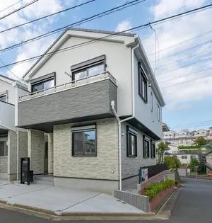 神奈川県川崎市麻生区白鳥3【一戸建】の外観