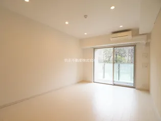 メゾンカルム代々木公園【2階】の外観