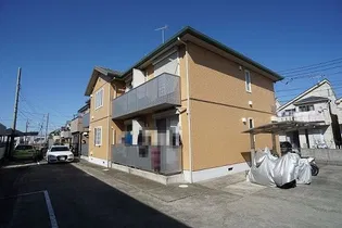 クローバーハウスの外観