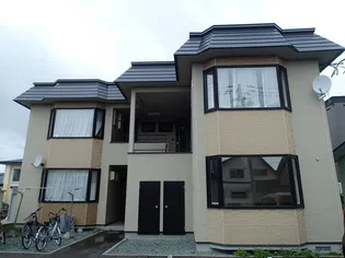 リラ2003【1階】の外観