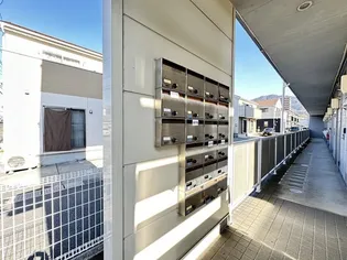 レオパレスエスポワール【3階】の外観