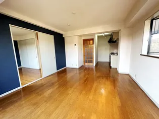 コンフォート川越富士見町【2階】の居間