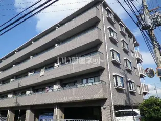 フローラ南館【4階】の外観