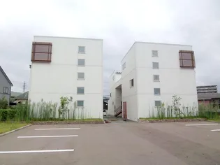 アウラEAST【2階】の外観