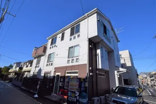 APARTMENT RISEの画像