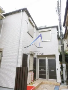 東京都新宿区大久保2【アパート】の外観