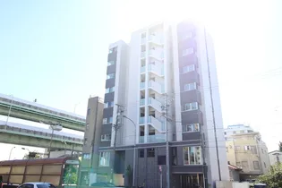 Shirakabe 桜鈴館【6階】の外観