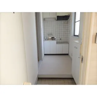 フィオレンテ【2階】の玄関