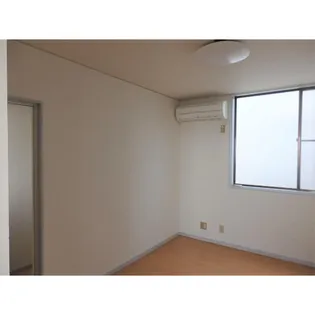 フィオレンテ【2階】の居間