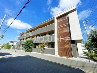 エル コリーヌの画像