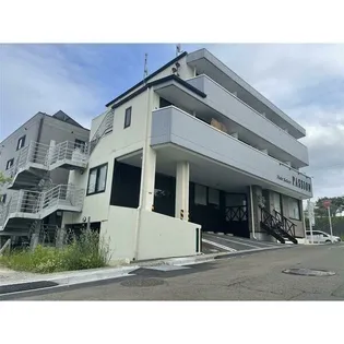 メイプル・アーサ中山【2階】の外観