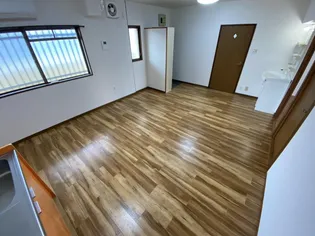 江平セントラル【4階】の居間