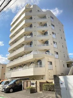 東京都荒川区荒川5【マンション】の外観