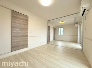 メゾン沖浜【1階】の居間