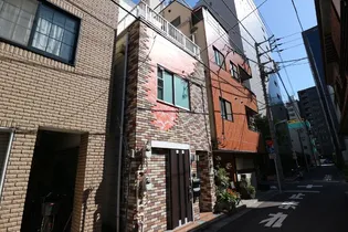 東京都中央区新川2【アパート】の外観