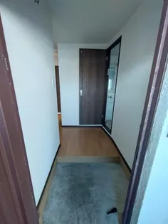 ワンヒルズマンション【4階】の玄関