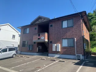 ファミリア泉【1階】の外観