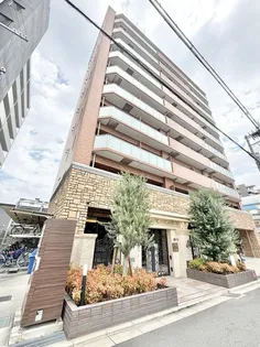 大阪府吹田市南吹田5【マンション】の外観