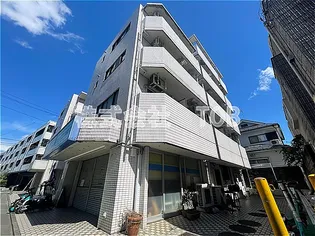 メゾン・ド・プルミエール【3階】の外観