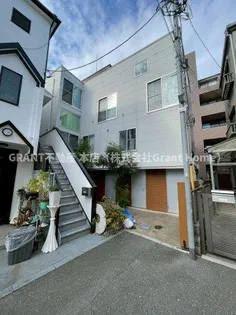 ハウス・カメアリの外観