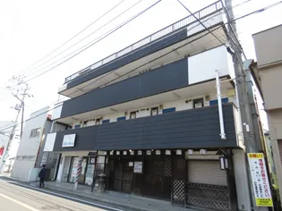 ティカトウビルの画像