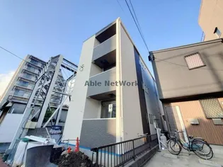 R-smart W 熊大病院【1階】の外観