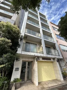 パティオ出島【4階】の外観