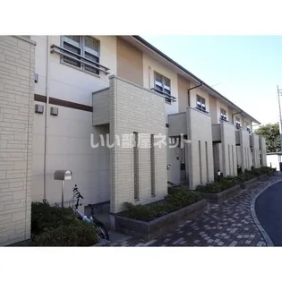 フォーリアAの外観