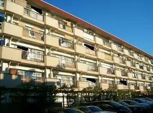 ライオンズマンション三宿【5階】の外観