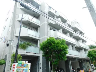 アヴニール元代々木【4階】の外観