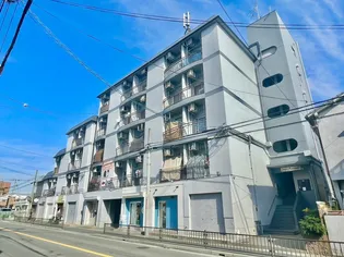 グレイス川西南館【5階】の外観